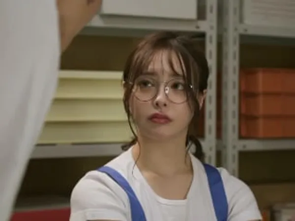 sex nha tam Cô nàng "4 mắt" dam dang của tôi